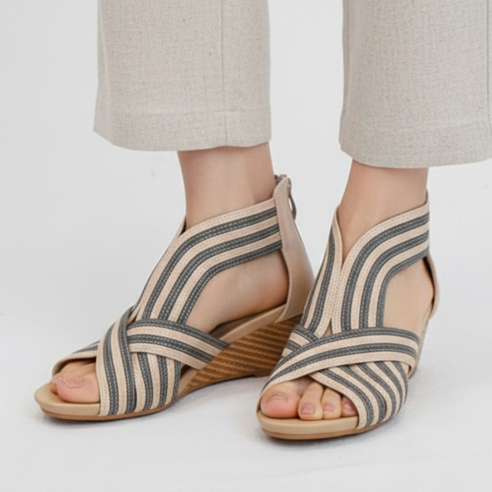 Inez woven wedge sandals - Beige