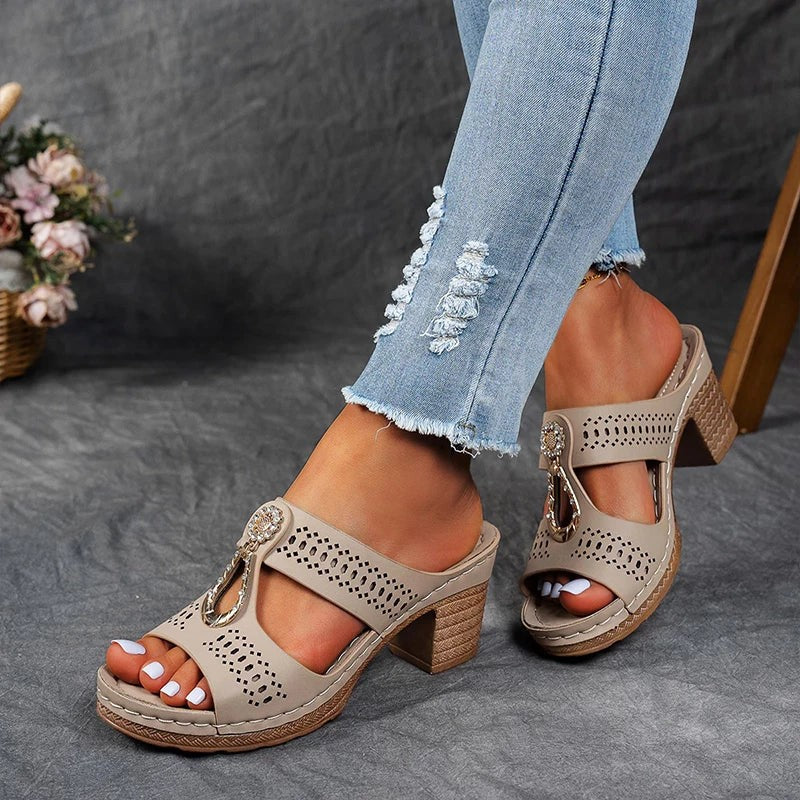 Sloane sandals - detail
