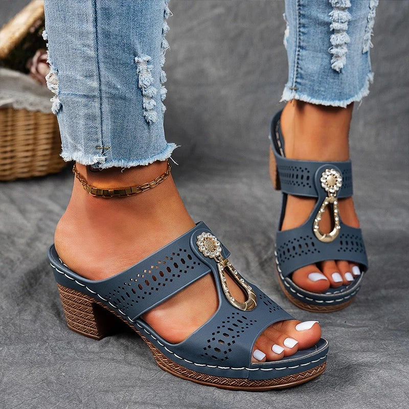 Sloane sandals - detail
