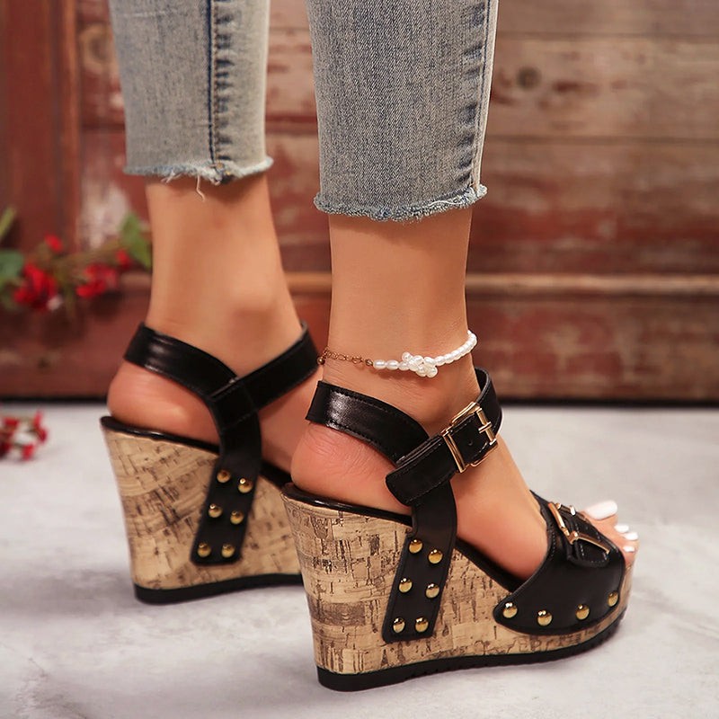 Jane studded wedge sandals - detail